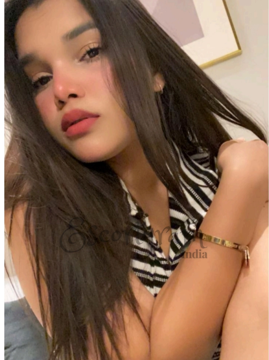 Call Girl Mumbai - Akriti