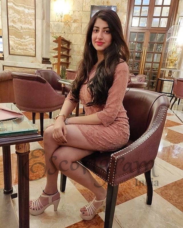 Call Girl Mumbai - Carolina