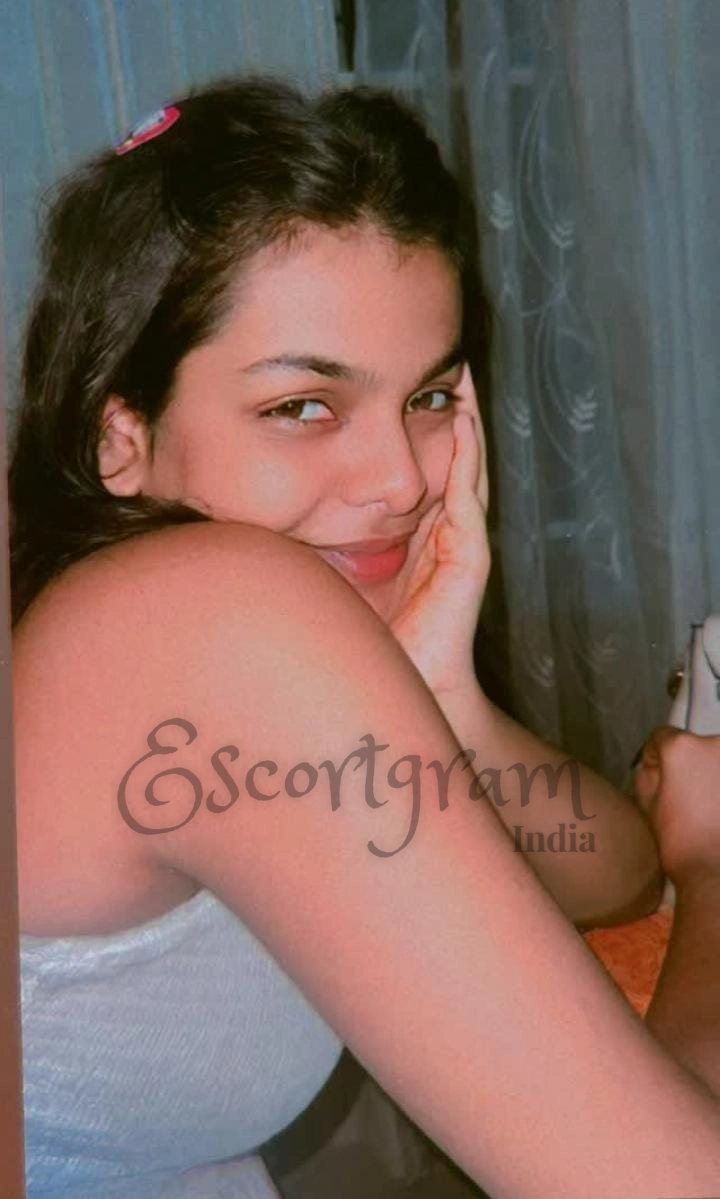 Call Girl Mumbai - Neha