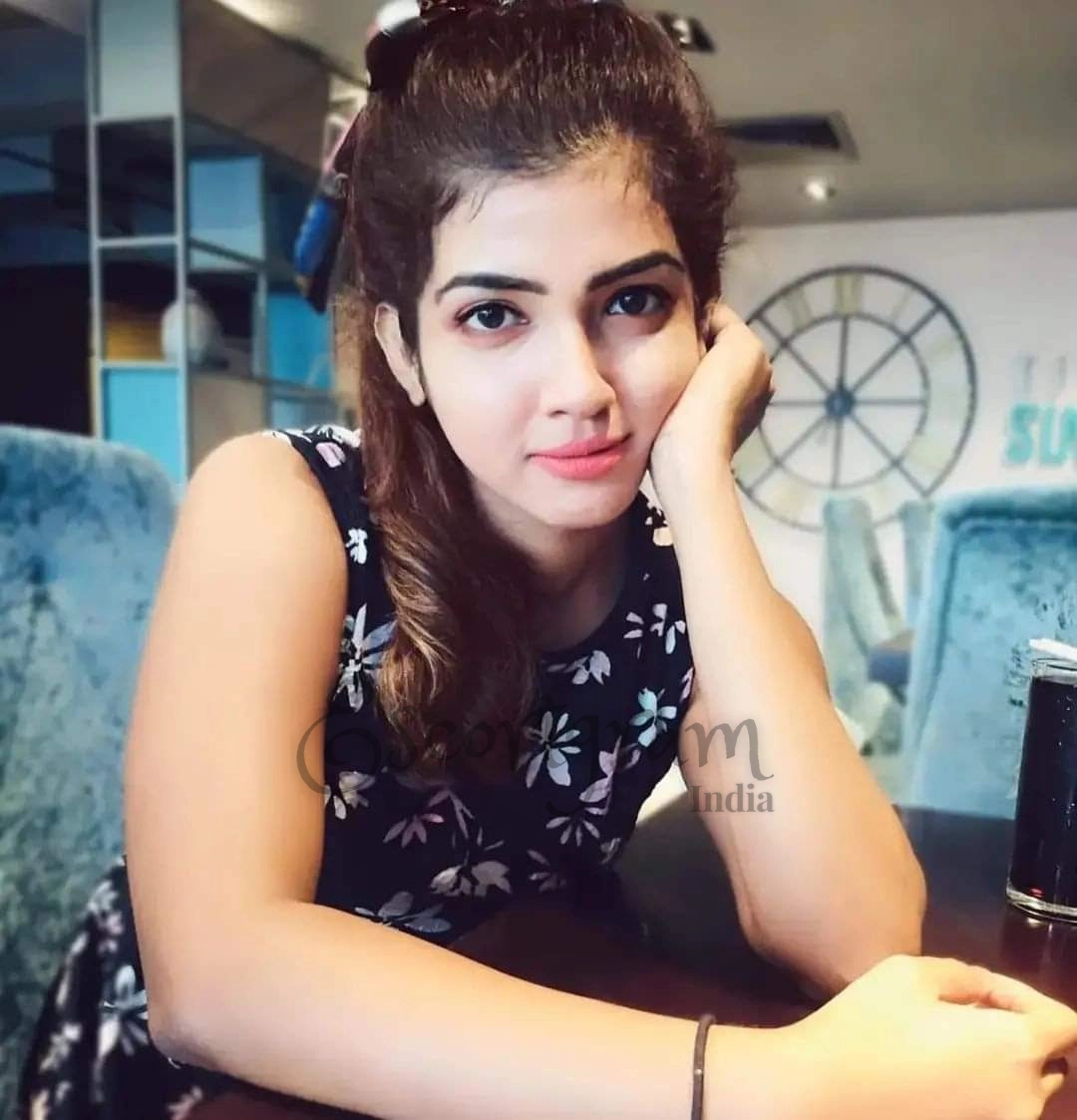 Call Girl Mumbai - Kamini Kaushik