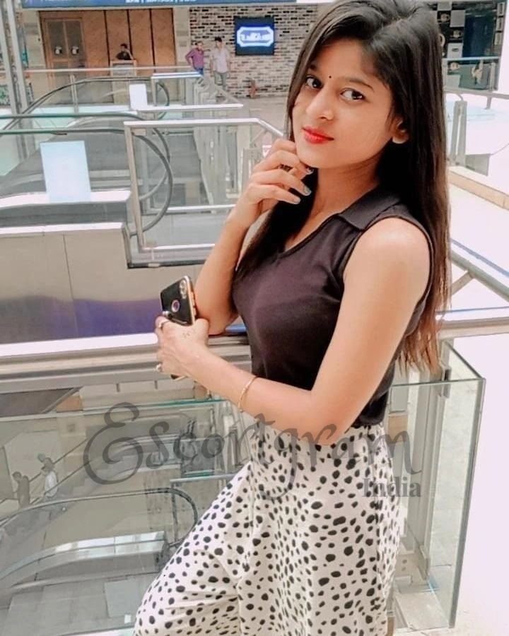 Call Girl Mumbai - Latika Sharma