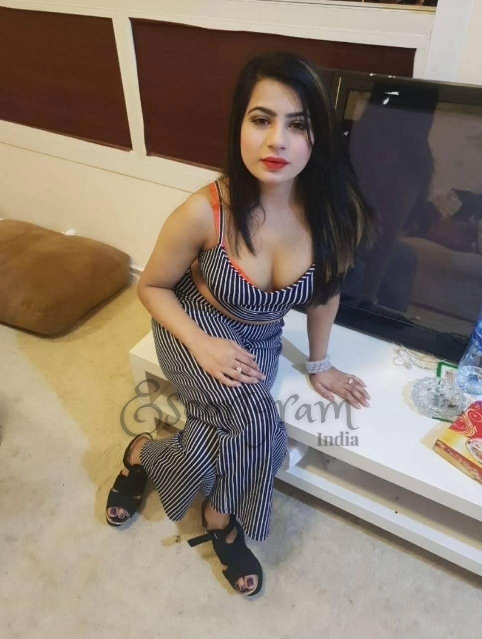 Call Girl Mumbai - Mouni Sen