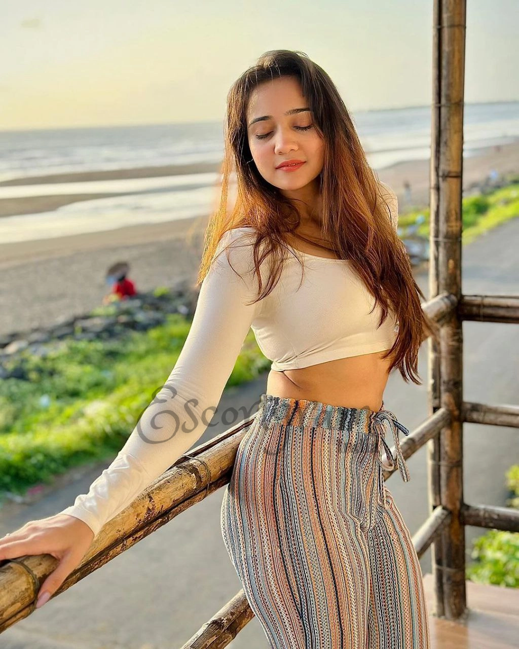 Call Girl Delhi Naina