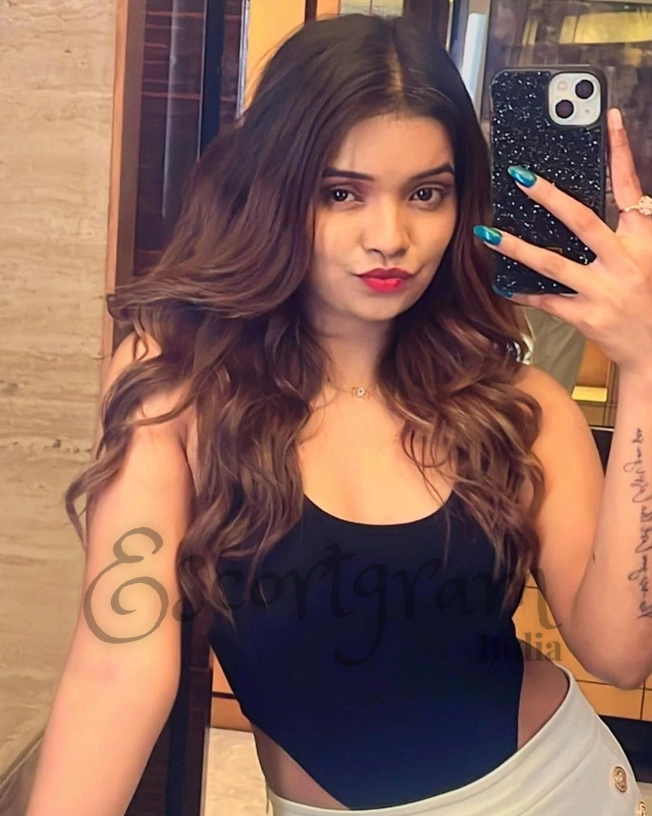 Call Girl Mumbai - Radhika Walia