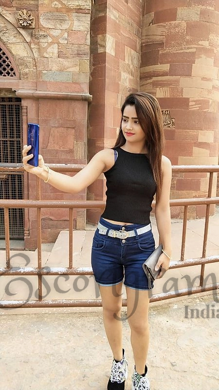 Call Girl Mumbai - Shivani Rathi