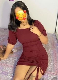 Call Girl Mumbai - Simran