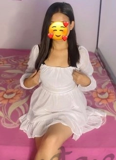 Call Girl Mumbai - Simran