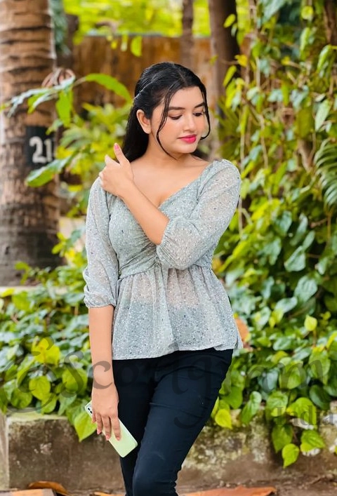 Call Girl MUMBAI Anjana Kashyap