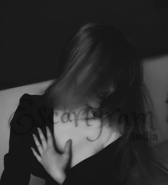 Call Girl MUMBAI Hitvika