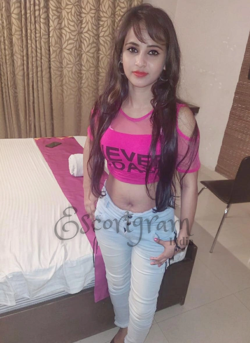 Call Girl MUMBAI Kanika Kaur