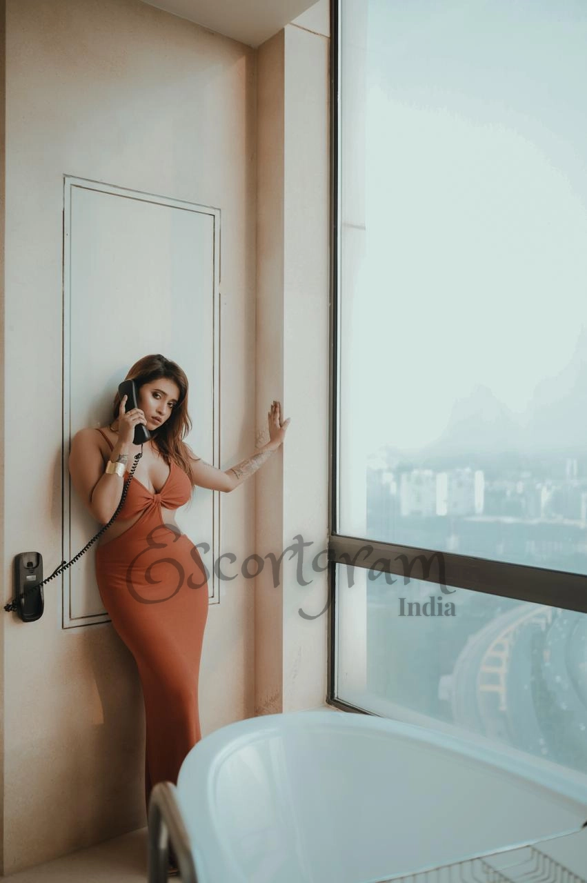 Call Girl MUMBAI Ruhi Roy